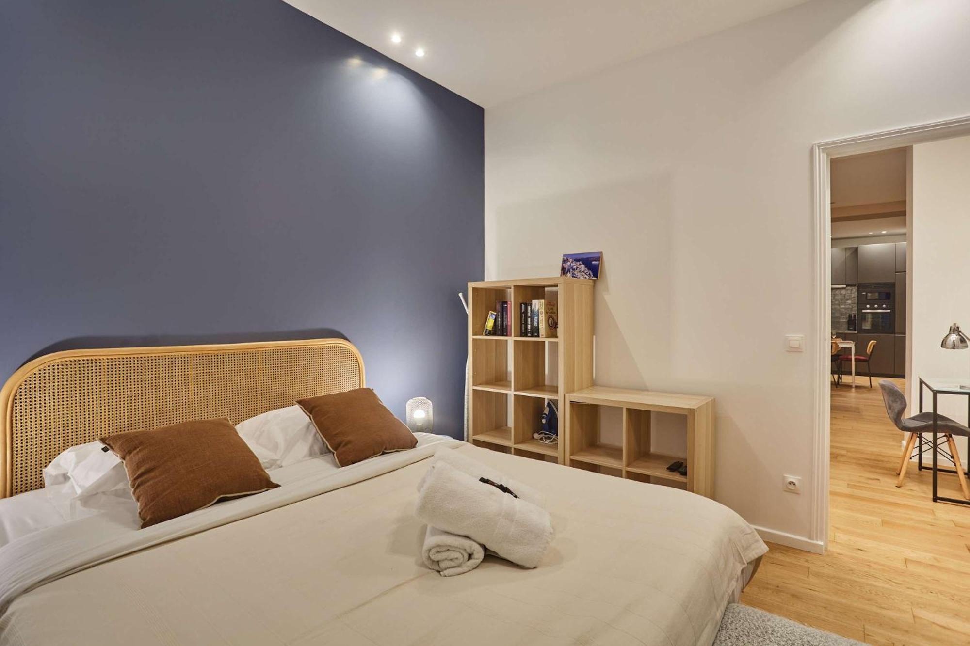 New 2 Bedrooms Center Of By Prestige Appartement Parijs