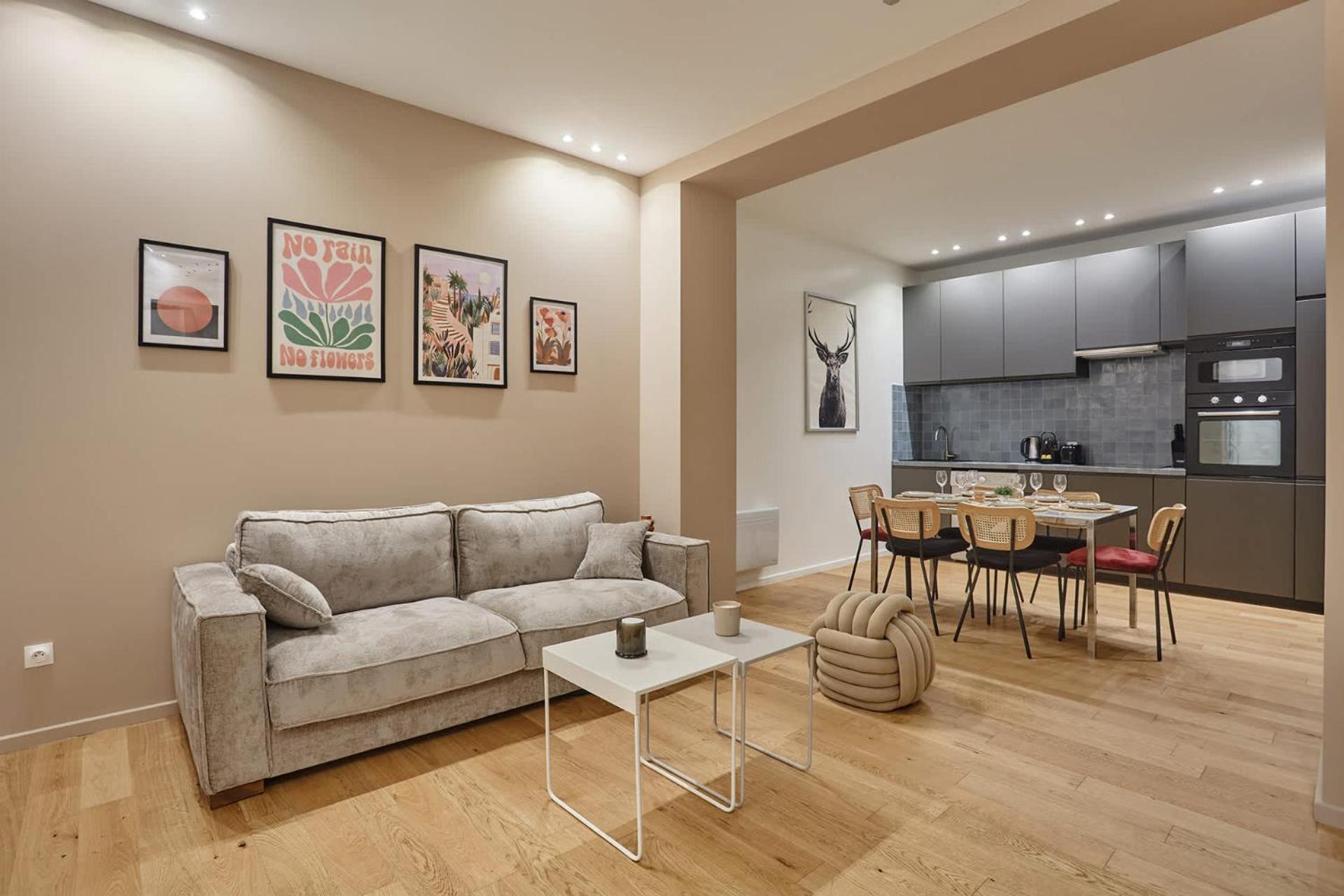 New 2 Bedrooms Center Of By Prestige Appartement